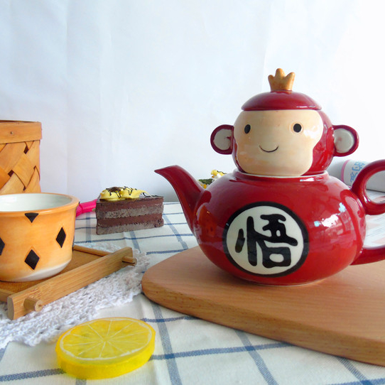 Red Monkey shaped teapot tea cup set novelty Animal design teapot ceramic