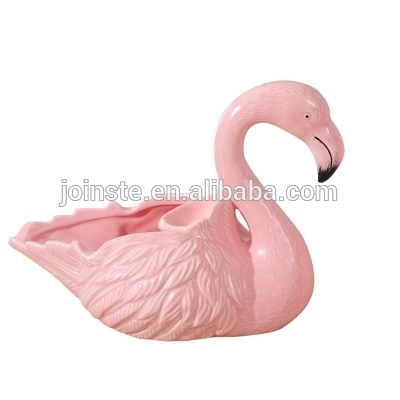 Custom pink flamingo shape ceramic cigar ashtray high quality