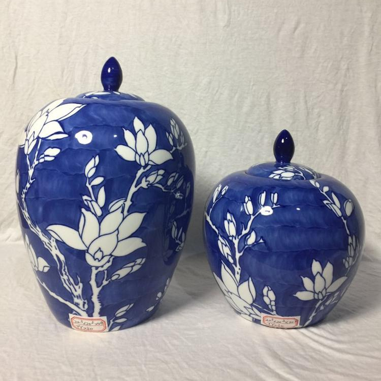 Blue and white porcelain big jar, flower design big jar with lid for home decor