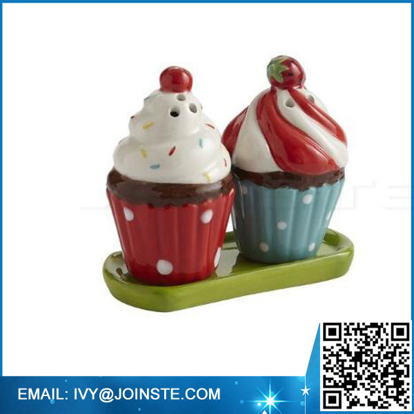 ceramic salt and pepper shaker cupcake salt pepper shaker with holder