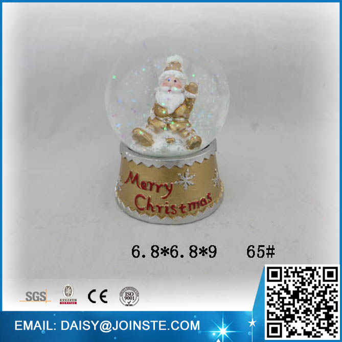 empty snow globe