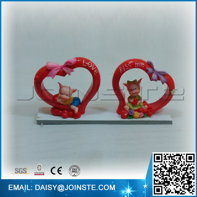 Cute Cartoon Pink Pig Heart sets for the valentine decoration