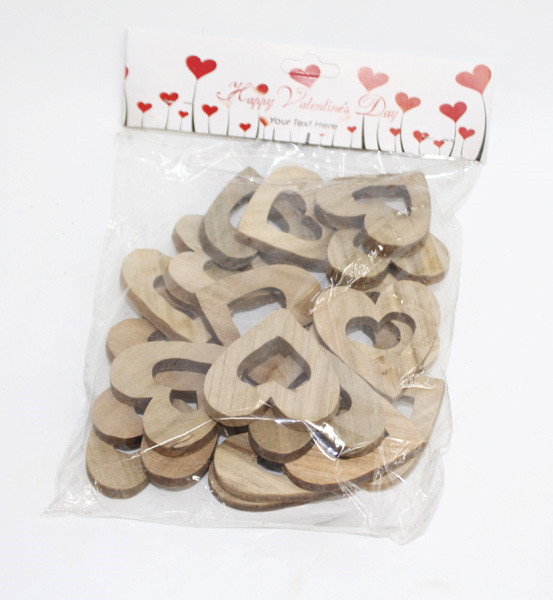 Nature primitive wood heart slices