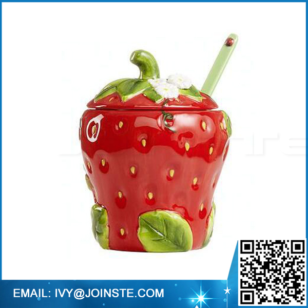 Jam jar , ceramic strawberry jar for jam with covers and spoon