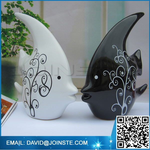 Modern home decoration ceramic fish figurine white porcelain fish