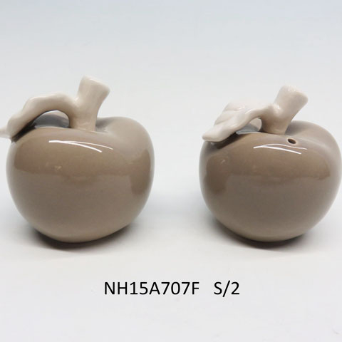 Ceramic fruit shape salt and pepper shaker ,salt & pepper shaker set custom