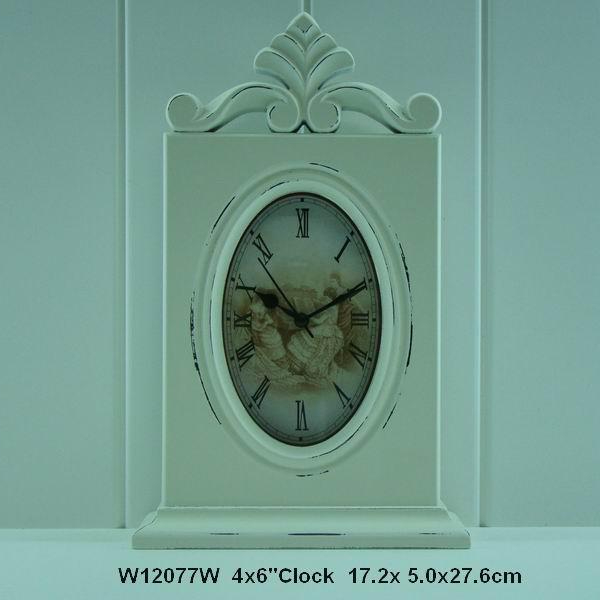 Retro Wooden Table & Desk Clock with Quartz Clock Movements